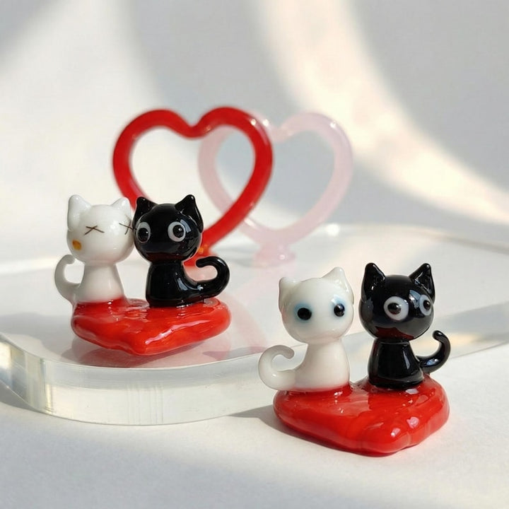 Handmade Glass Cat Figurine for Couple, Valentine's Day Gift for Cat Lover, Valentines Decor, Miniature Kitty, Heart Frame, Romantic Gift