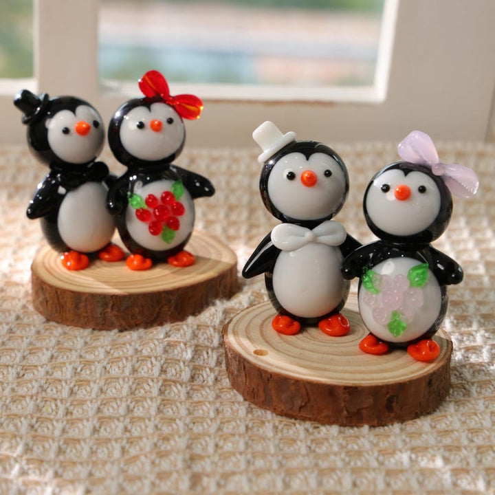 Hand Blown Glass Penguin Couple Figurines – Romantic Penguin Pair Display, Valentine’s Day Gift, Glass Animal Decor