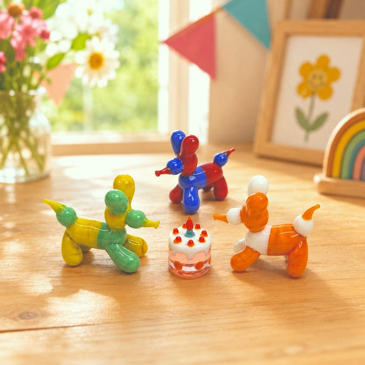 Handblown Miniature Glass Balloon Dog Sculpture, Whimsical Nursery Ornament, Playful Office Desk Buddy, Pop Art Home Accents, Party Favors